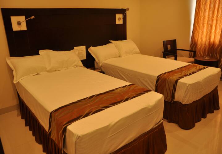 Hotel Usha Grand, Tadepalligudem 2